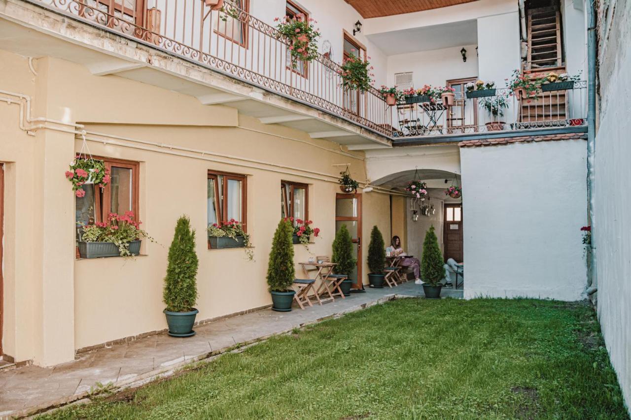 Central Garden Apartments Braszów Zewnętrze zdjęcie